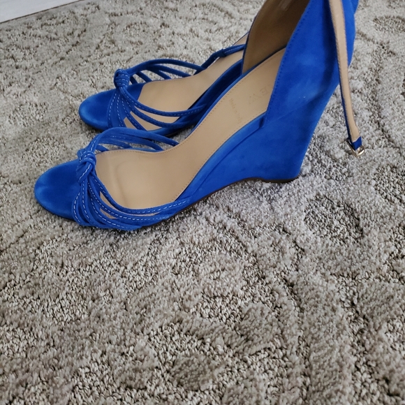 J Crew Blue Suede Open Toe Wedge Heels Size 9.5 - Picture 2 of 3